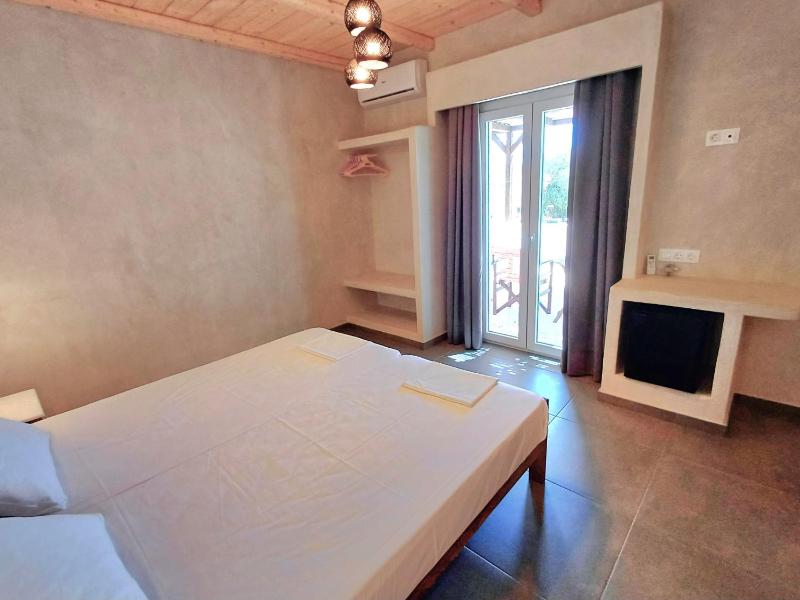 Apartment with Sea View image 3