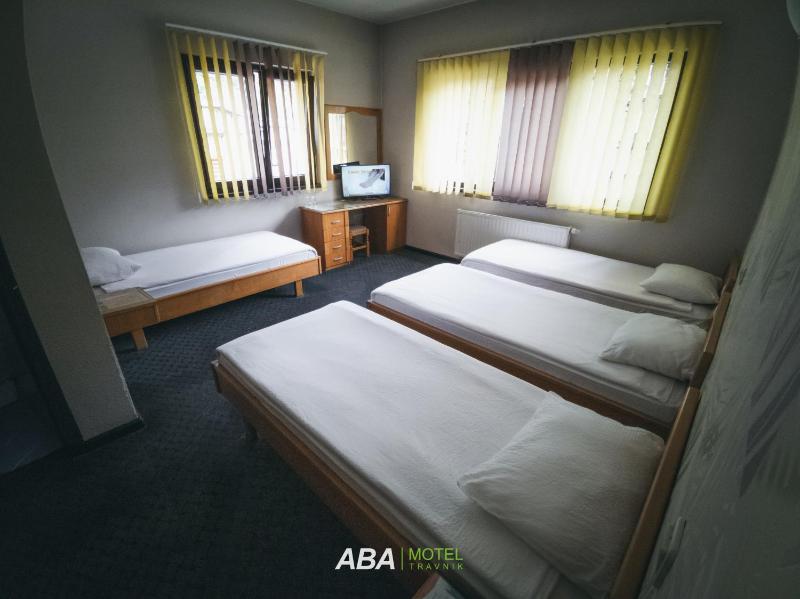 Classic Quadruple Room image 1
