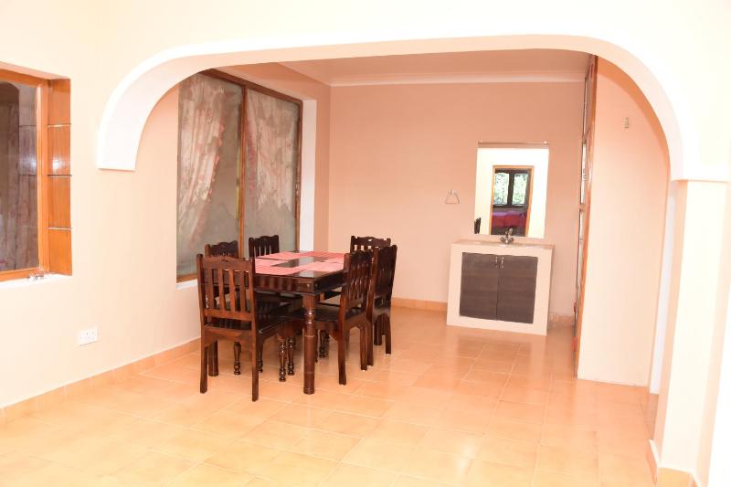 Rosewood 1 - 3BHK - image 10
