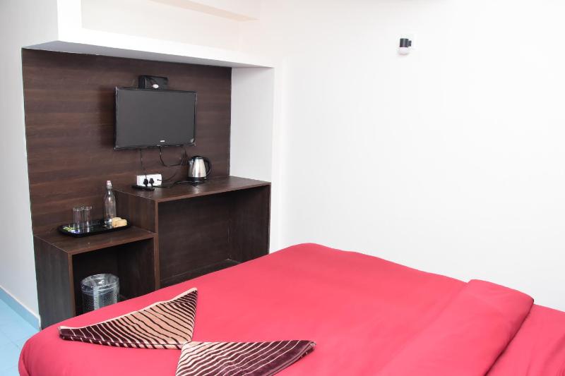 Rosewood 1 - 3BHK - image 12
