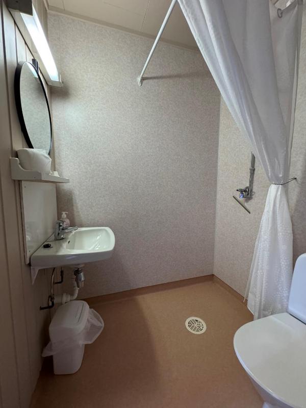 Quadruple Room with Bathroom image 4
