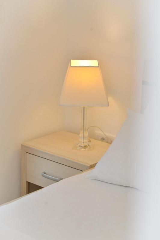 Two-Bedroom Apartment with Balcony and Sea View image 2