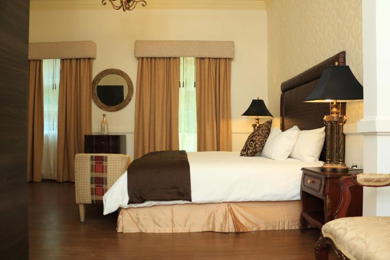 Hotel Boutique - image 2