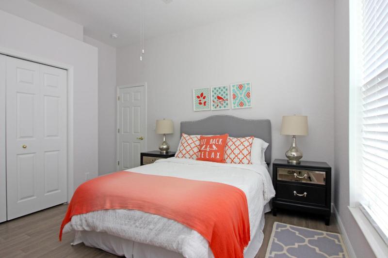 Ocean Drive SW Cape - waterfront private home locally owned & managed fair & honest pricing - image 17