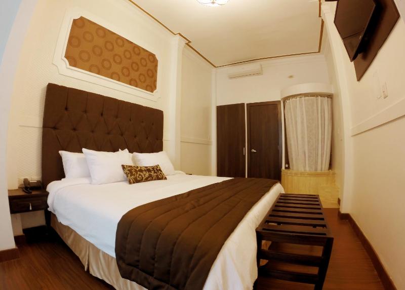 Hotel Boutique - image 14