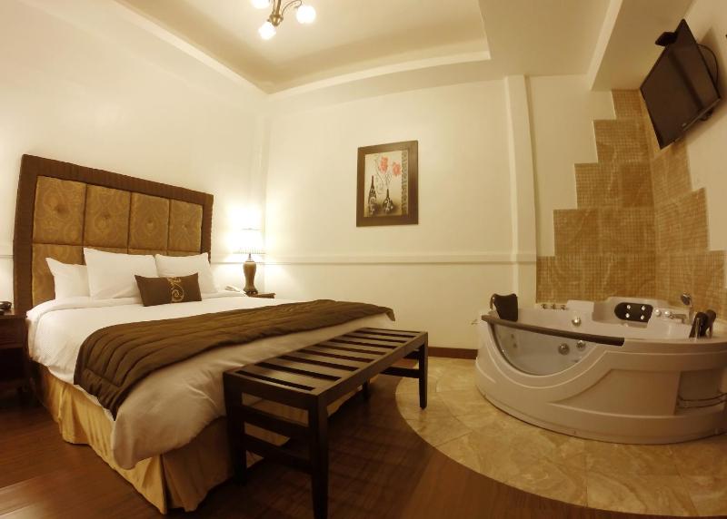 Hotel Boutique - image 13