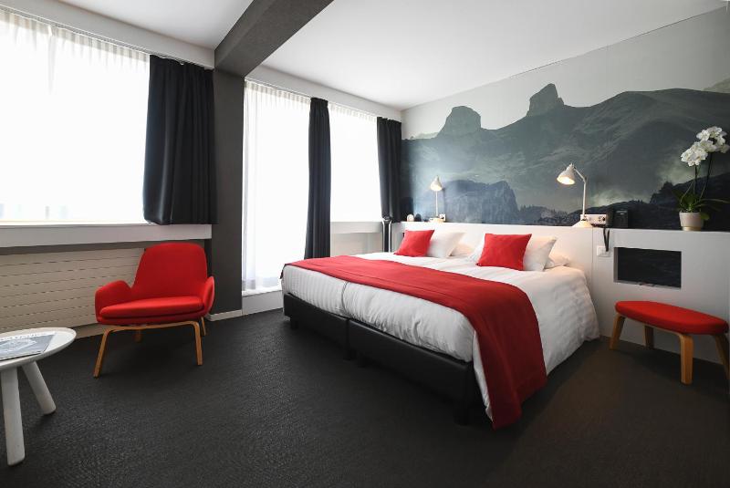 Double Room with Terrace image 1