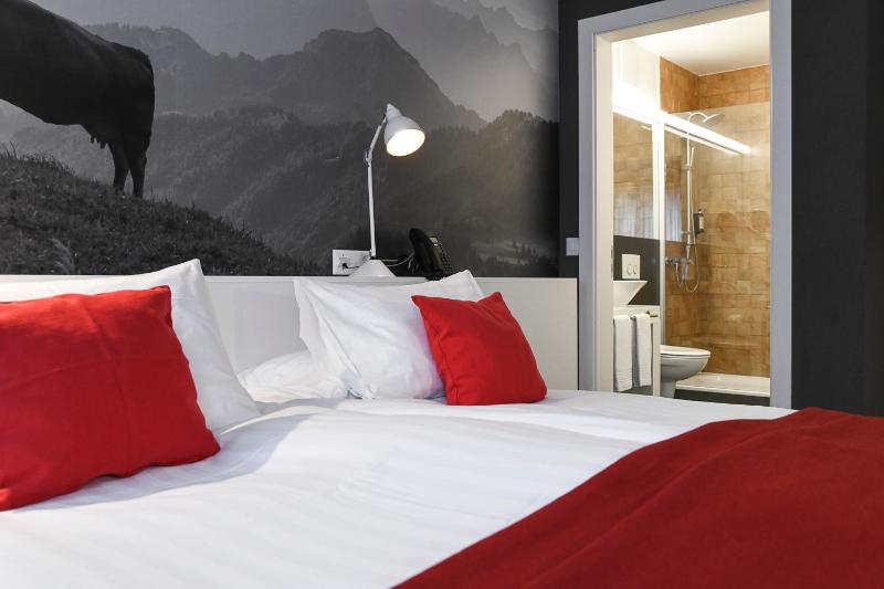Double Room with Kitchenette image 2