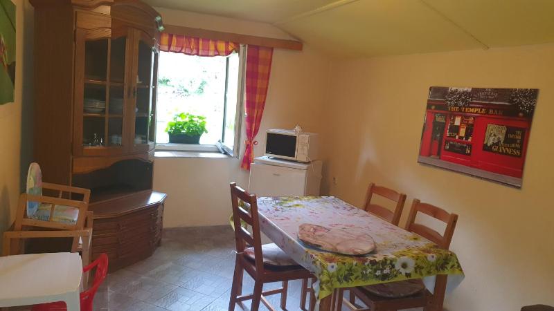 Quadruple Room with Garden View image 1