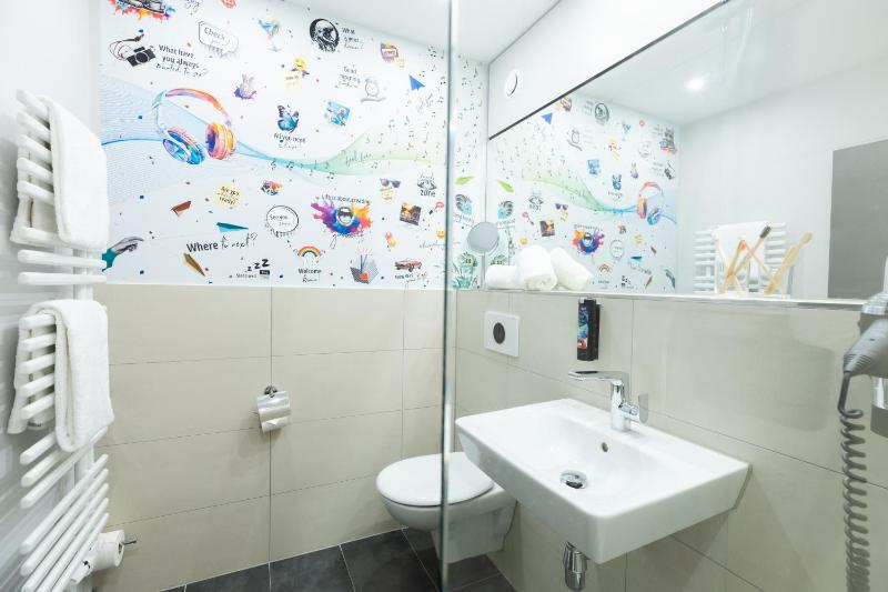 Standard Room image 1