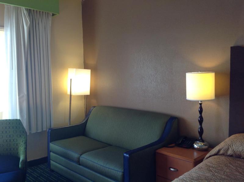 King Room image 4