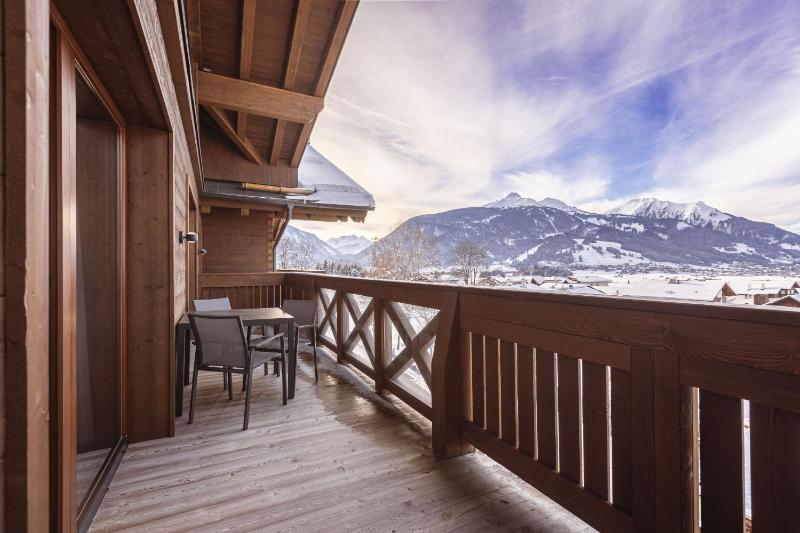 Three-Bedroom Penthouse image 4