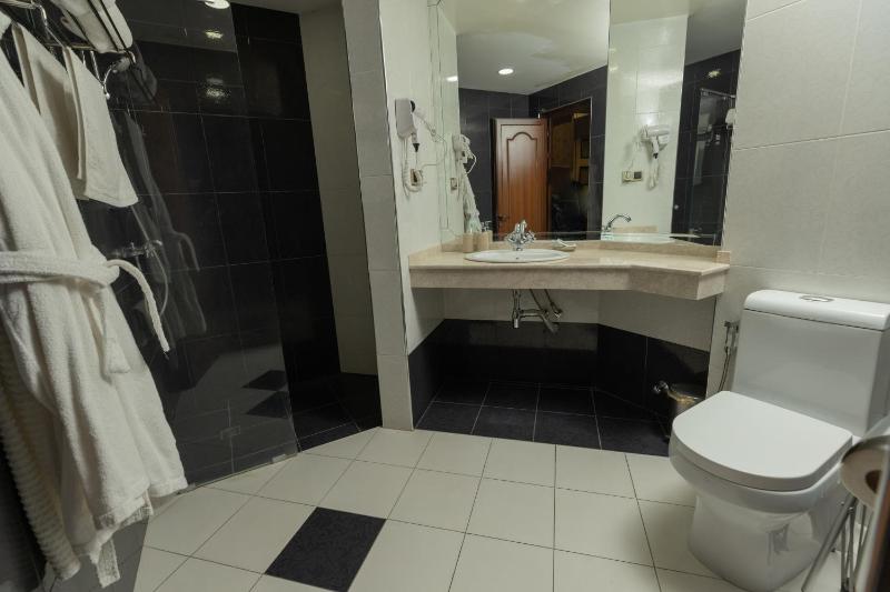 Junior Suite image 2