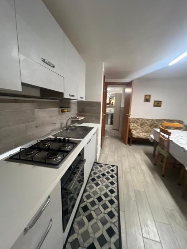 Studio Apartment with Balcony image 3