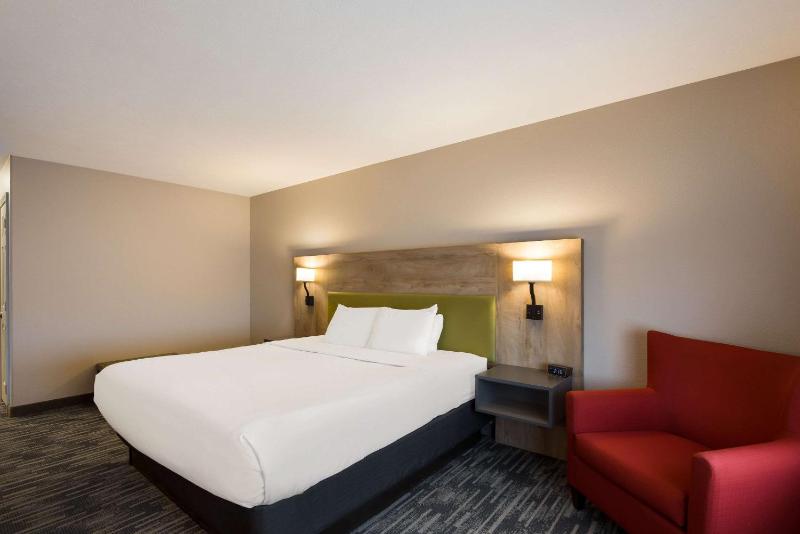 King Room image 3