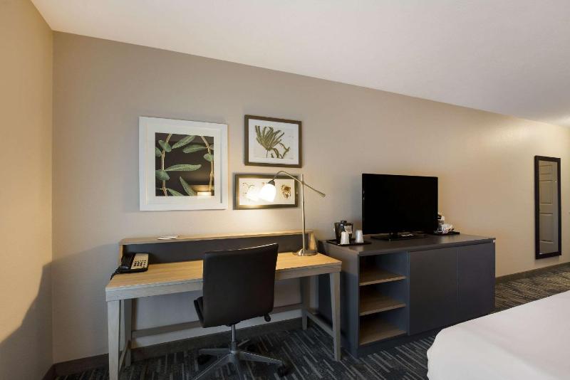 King Room image 2