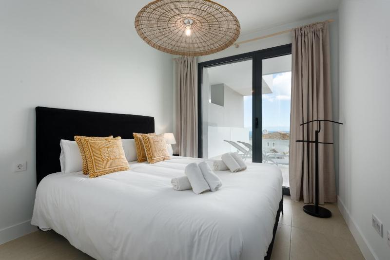 Pure South 2441 Sea View - image 38