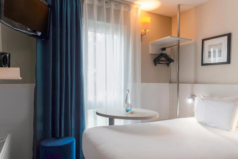 Single Room image 1