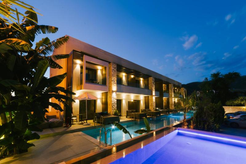 LANGO Luxury Living Images