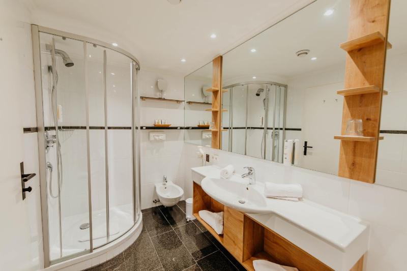 Junior Suite image 3