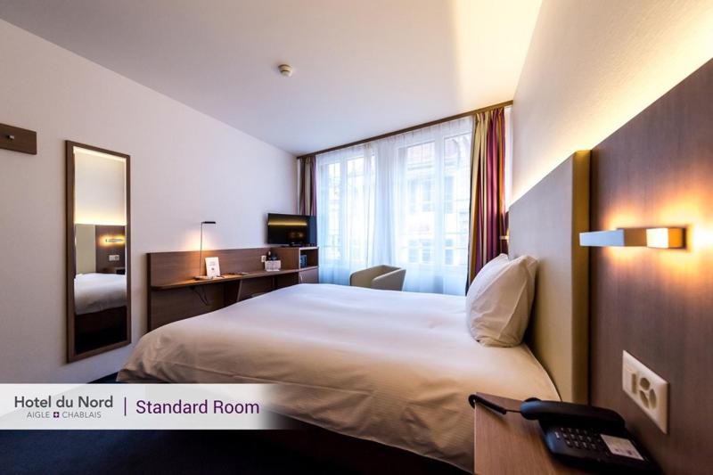 Standard Double Room image 4
