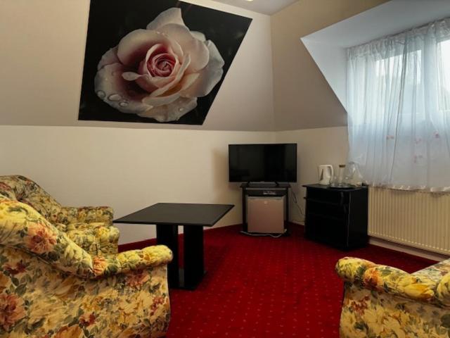 DW BUTIK Hotel 300m od plaży - image 12