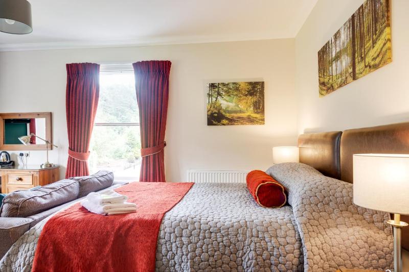 Double Room image 2
