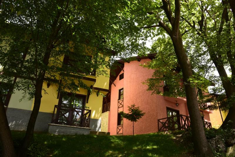 One-Bedroom Villa image 1