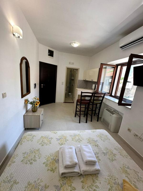 Filip Deluxe Rooms - image 13