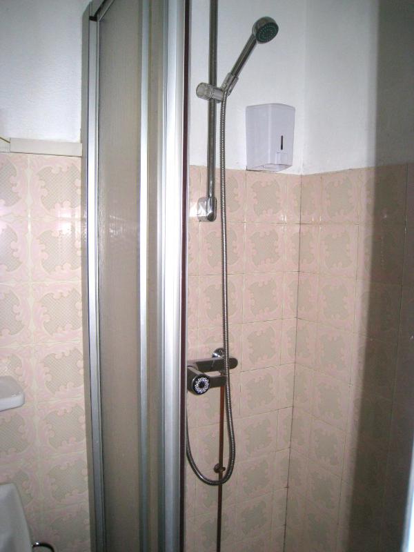 Single Room image 2