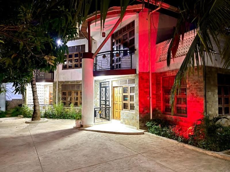 Oasis of Bliss Diani Beach Apartment - image 8