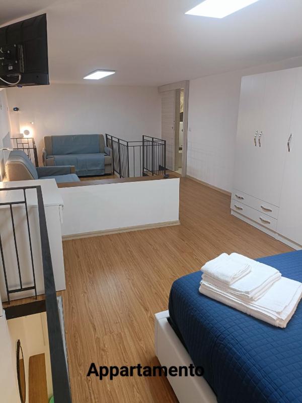 Two-Bedroom Deluxe Apartment image 1