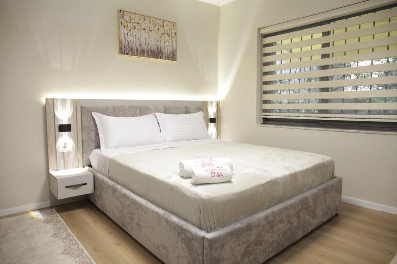 Dream House Enia 3 Images
