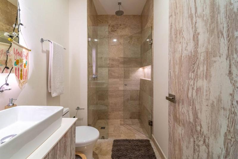 Stylish Boho Studio with Rooftop Pool - image 19
