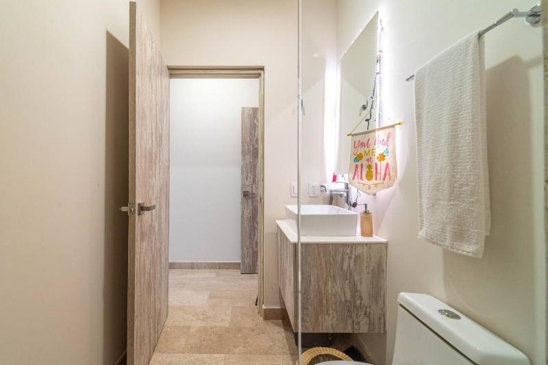 Stylish Boho Studio with Rooftop Pool - image 22