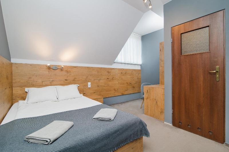 Double Room with Private Bathroom image 1