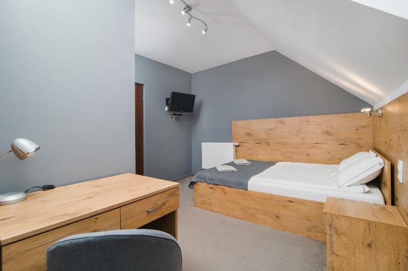 Double Room with Private Bathroom image 4