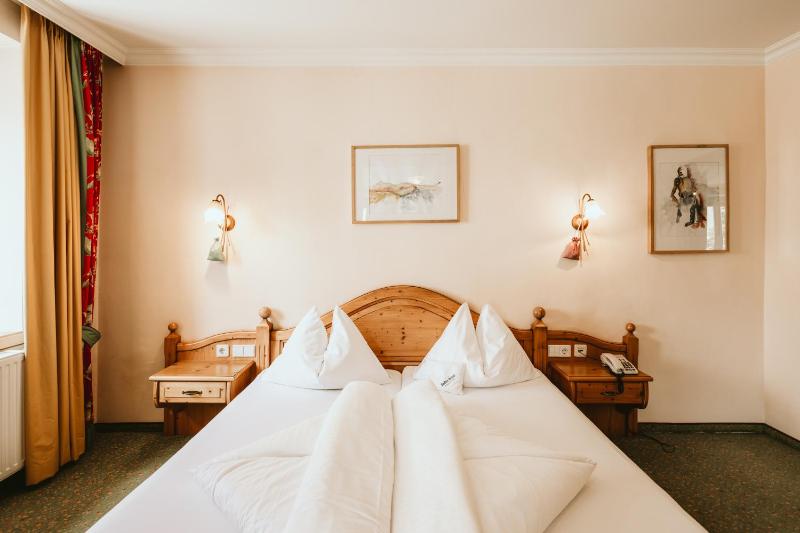 Romantic Double Room image 1