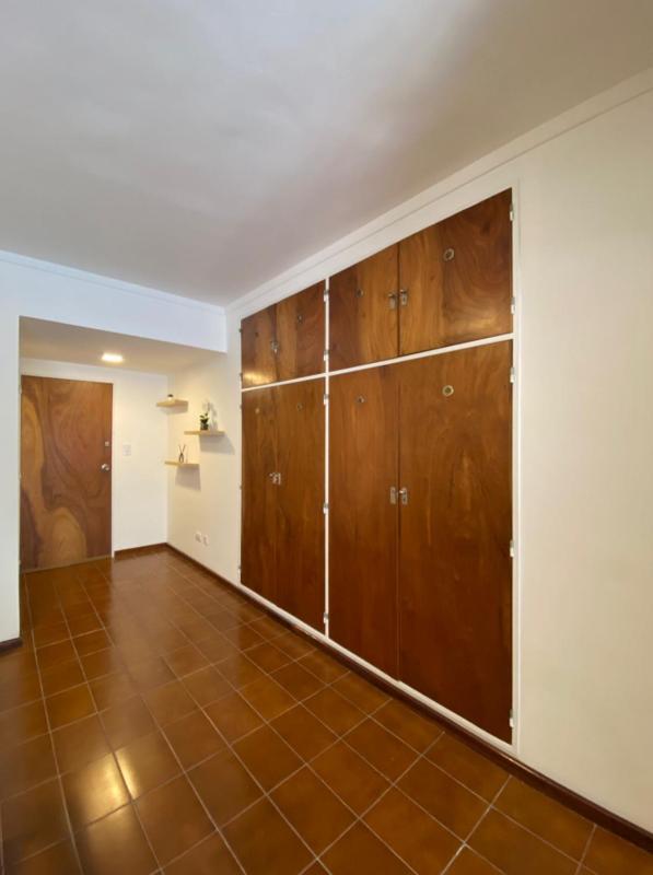 Cálido y céntrico monoambiente - image 14