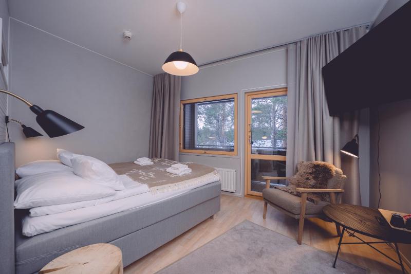 Superior Double or Twin Room image 4