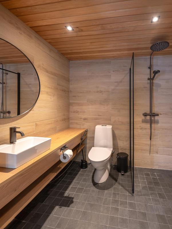 Deluxe Double or Twin Room image 2