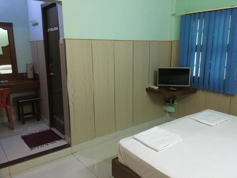 VALLI HOTEL - image 13