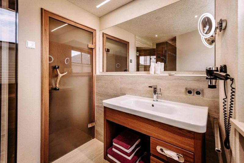 Suite image 4