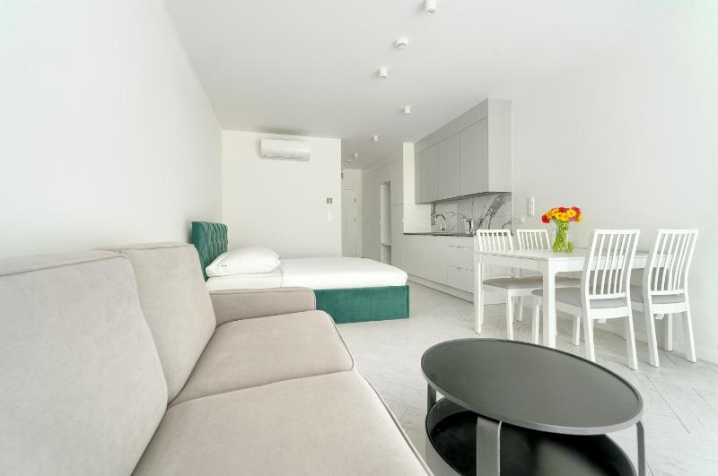 Sea & Lake - City Apartments - image 7