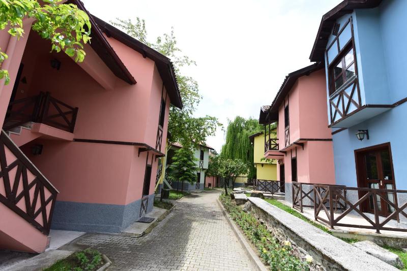 Villa image 2