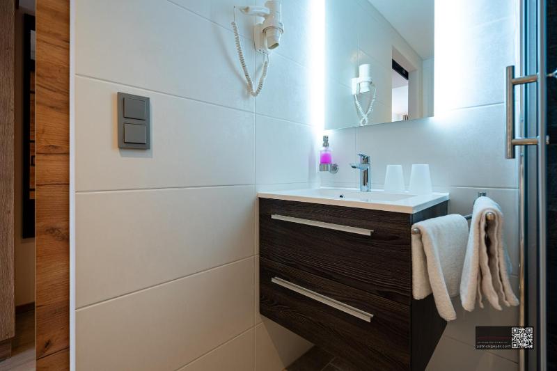 Superior Double Room image 2