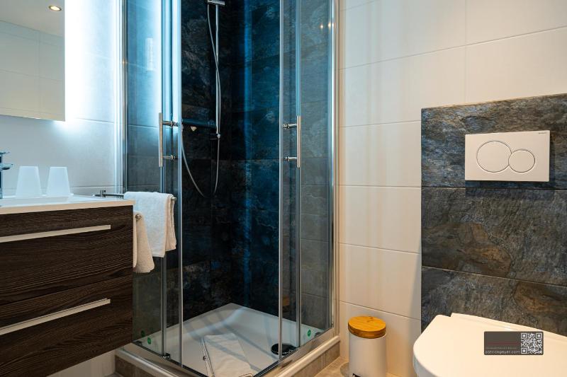 Superior Double Room image 3