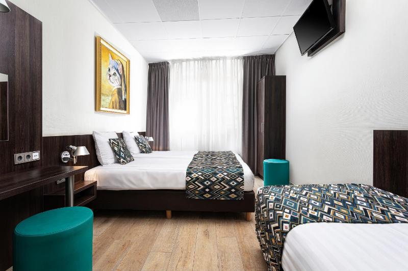 Triple Room image 1