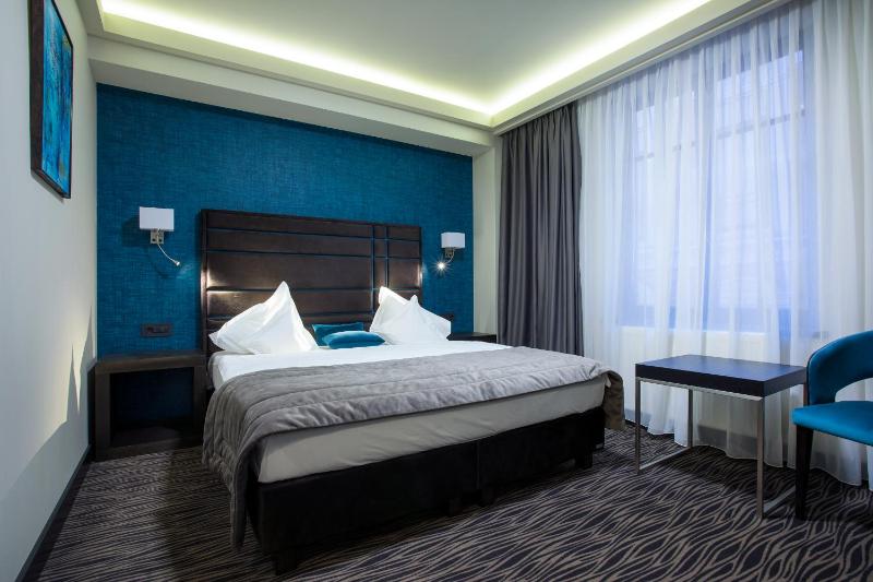 Old Town Hotel - image 26