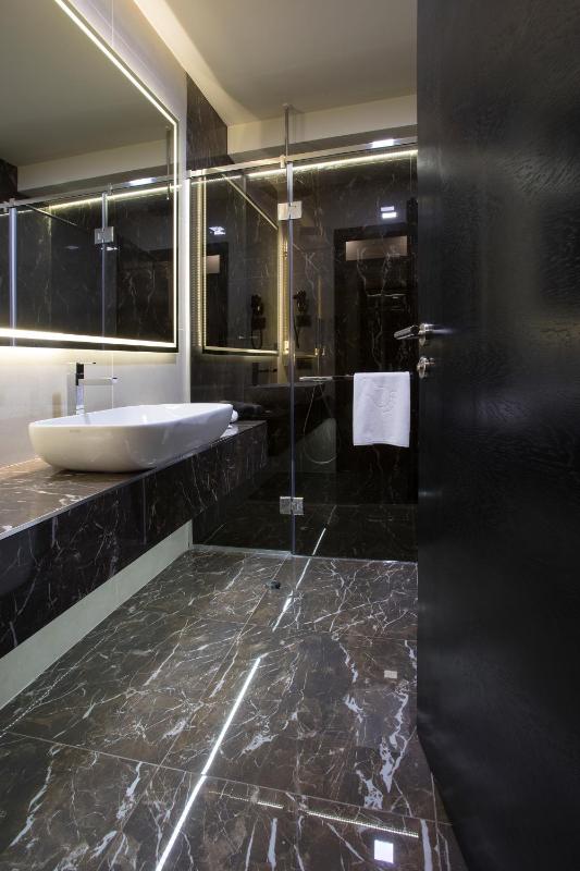 Old Town Hotel - image 32